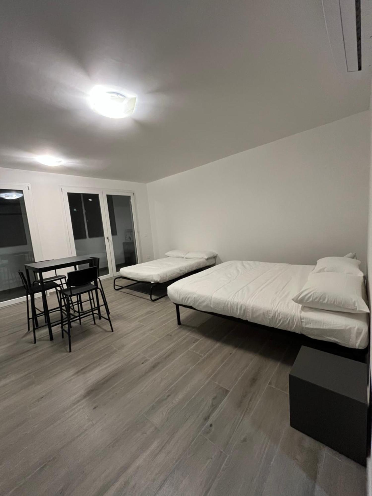 Alessandrino Apartamento *